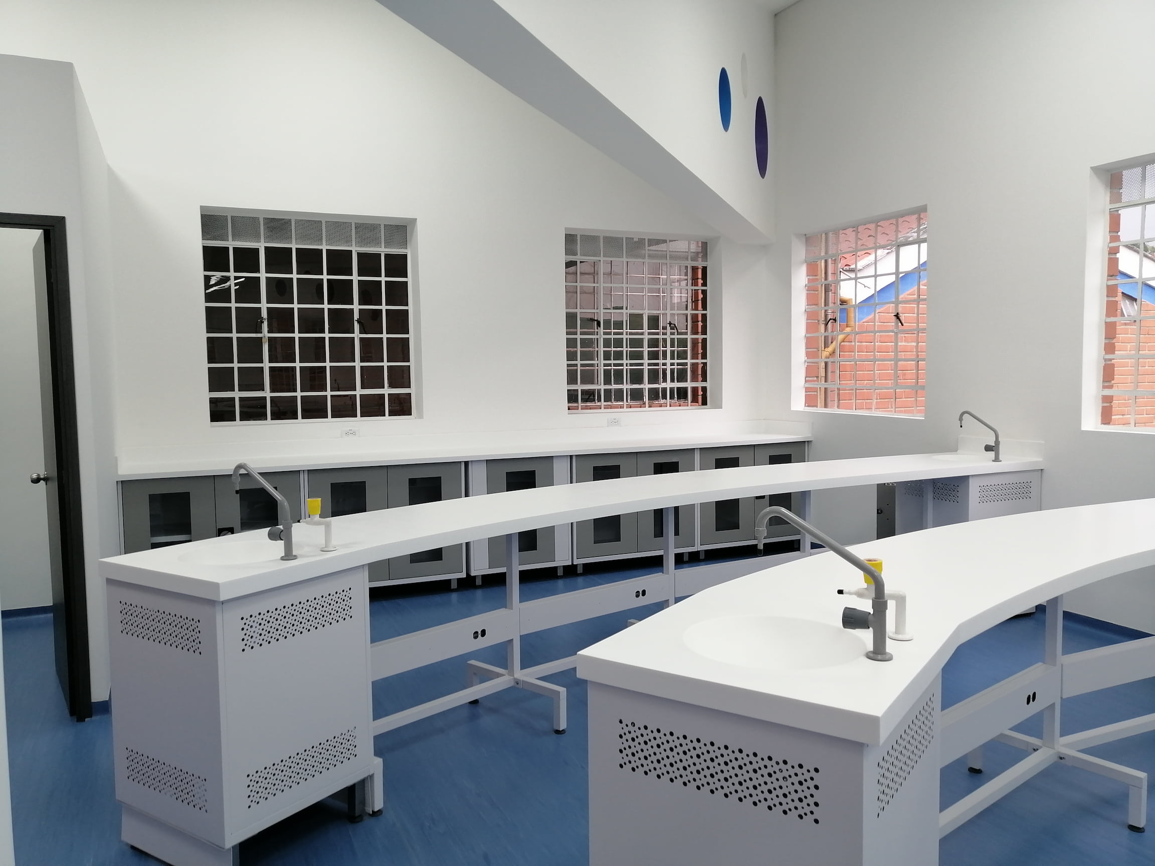 Diseño de laboratorios escolares